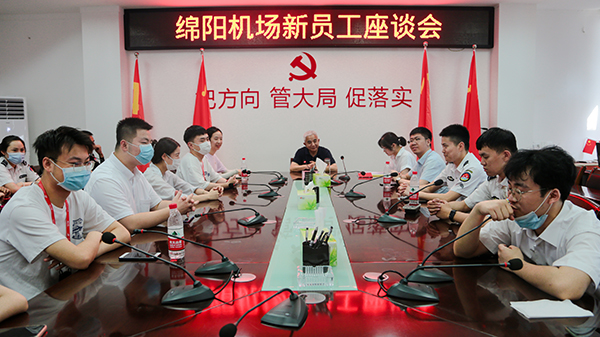 “助力鄉(xiāng)村振興，踐行艱苦奮斗” 將新員工黨性教育活動搬到對口幫扶村4.jpg